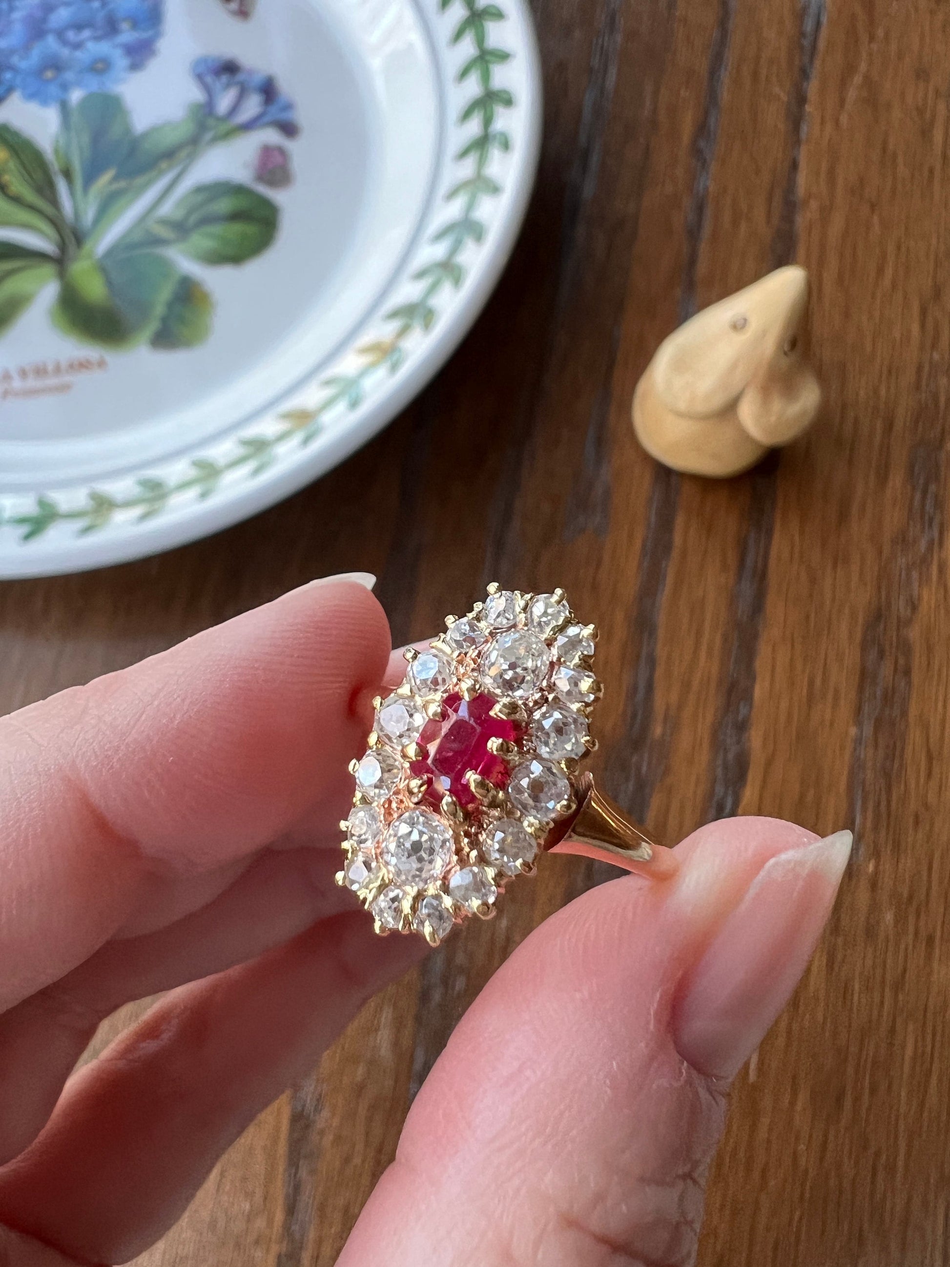 ANTIQUE 1 Carat + OVAL Old Mine Cut DIAMOND & Pink Ruby Sapphire Cluster Ring 18k Gold Romantic Gift Belle Epoque OmC 1 Ct Tdw OmC Navette