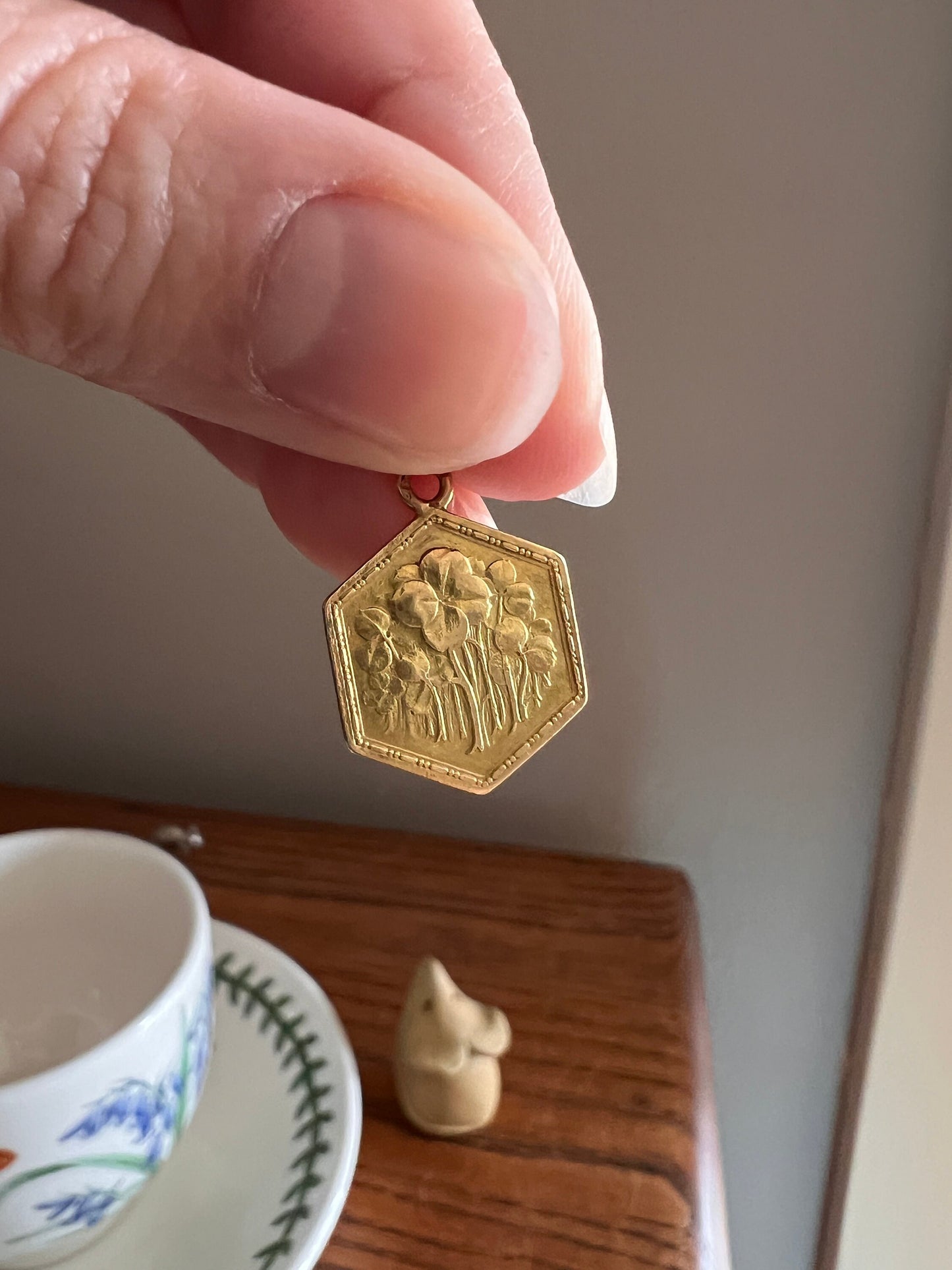 HEXAGON Four Leaf CLOVER Lucky Charm Pendant French ANTIQUE 18k Gold Solid Art Nouveau Good Luck Belle Epoque Victorian Figural Engraved