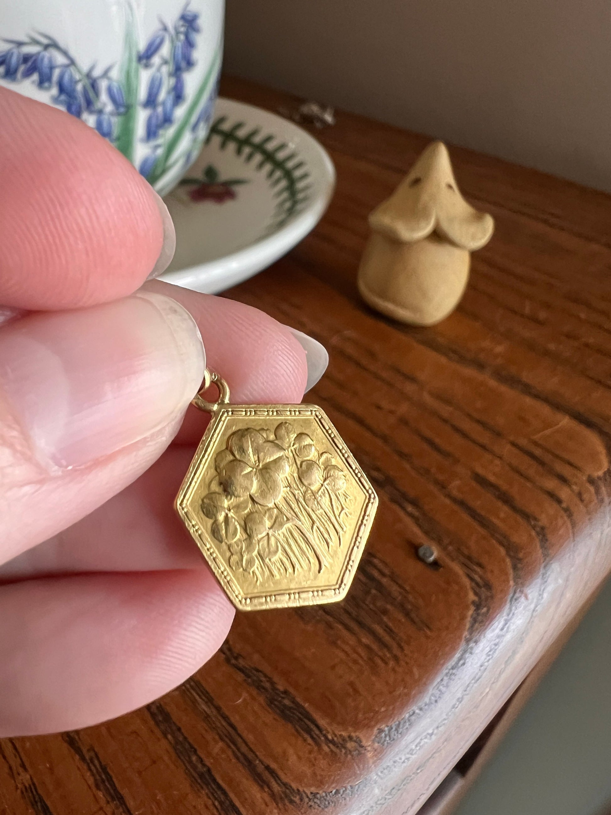 HEXAGON Four Leaf CLOVER Lucky Charm Pendant French ANTIQUE 18k Gold Solid Art Nouveau Good Luck Belle Epoque Victorian Figural Engraved